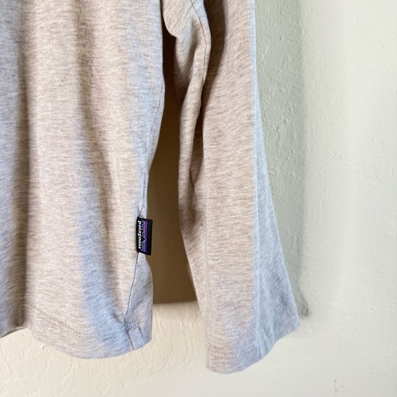 Patagonia Regenerative Organic Cotton Lightweight Henley Size Medium - Picture 2 of 6